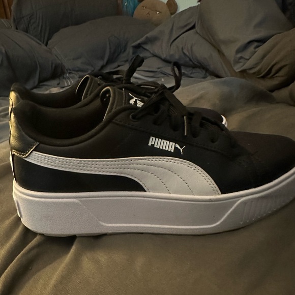Puma Womens Sneakers Size 10 - Picture 2 of 4